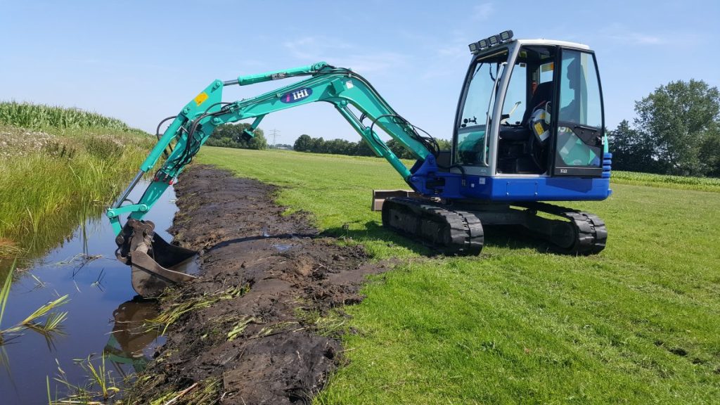 5T minikraan met machinist